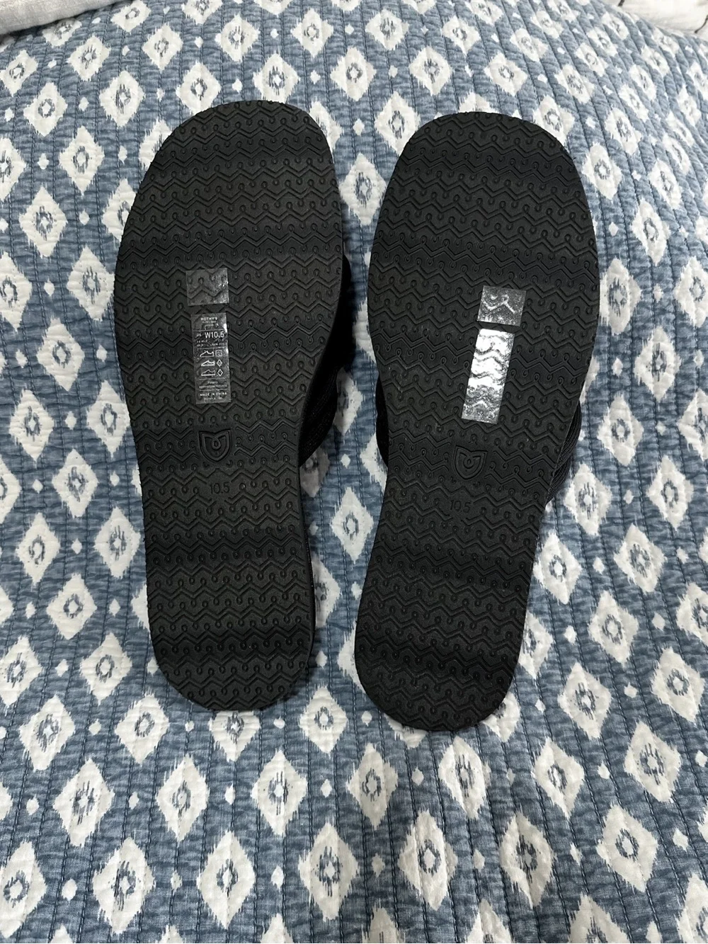 NWOB Rothy’s Summer Sandals 10.5 Black Braided Knot